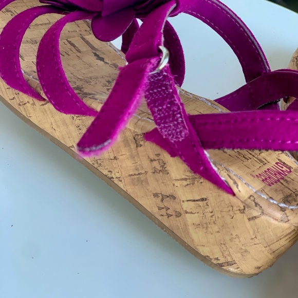 3/$40 ⭐️ Gymboree Magenta Floral Sandals - Picture 9 of 11